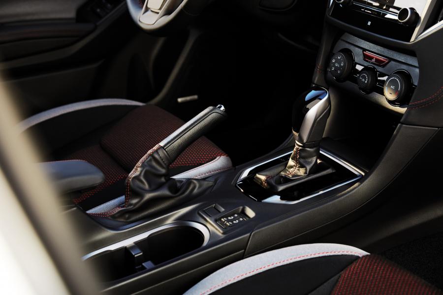Интерьер Subaru Impreza Sport 5-Door 2019 года  (NA) (фото 7 из 9)